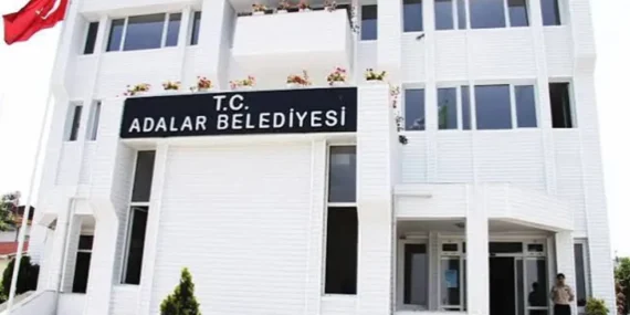 Adalar Belediyesinde AKP Adayına Oy Veren Üç Meclis Üyesi Disipline Gönderildi