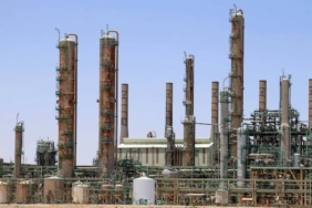ABD'de Ticari Ham Petrol Stokları Beklentilerin Aksine 900 Bin Varil Arttı
